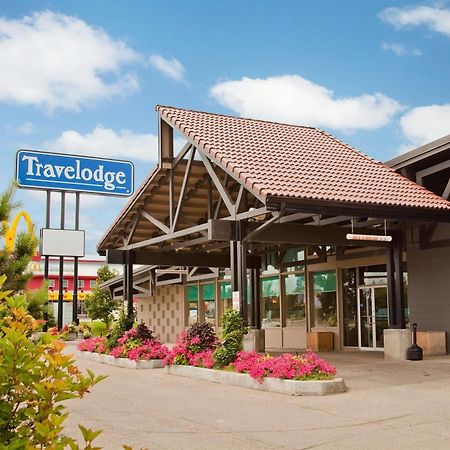Travelodge By Wyndham Prince Albert Esterno foto